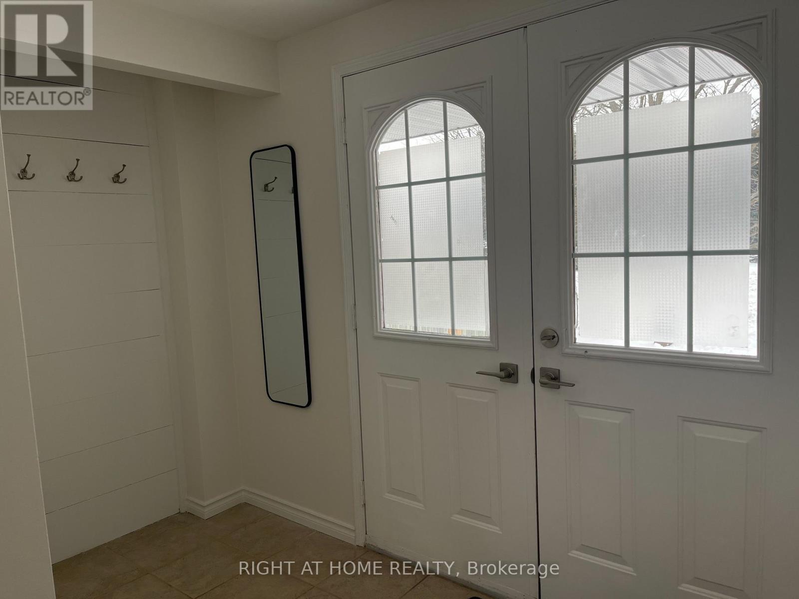 14 Downing Crescent, Barrie (Holly), Ontario  L4N 8V7 - Photo 13 - S12915852