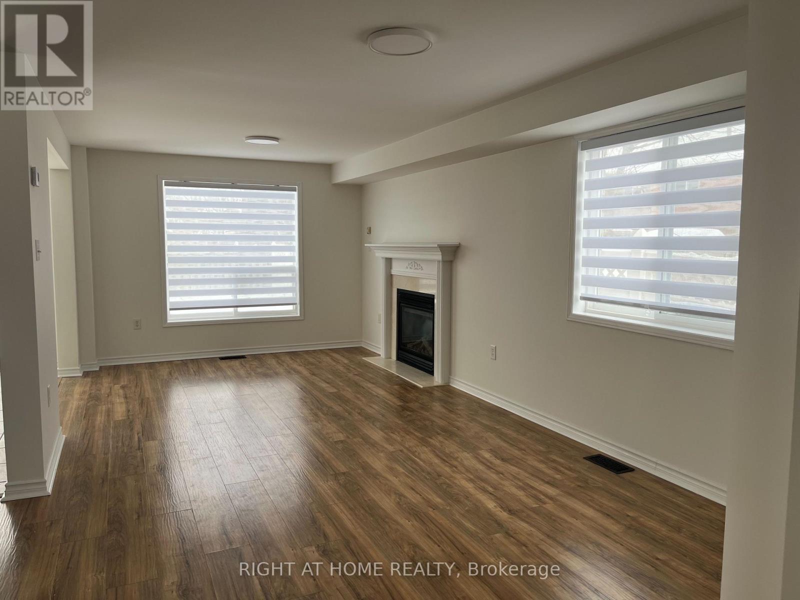 14 Downing Crescent, Barrie (Holly), Ontario  L4N 8V7 - Photo 6 - S12915852