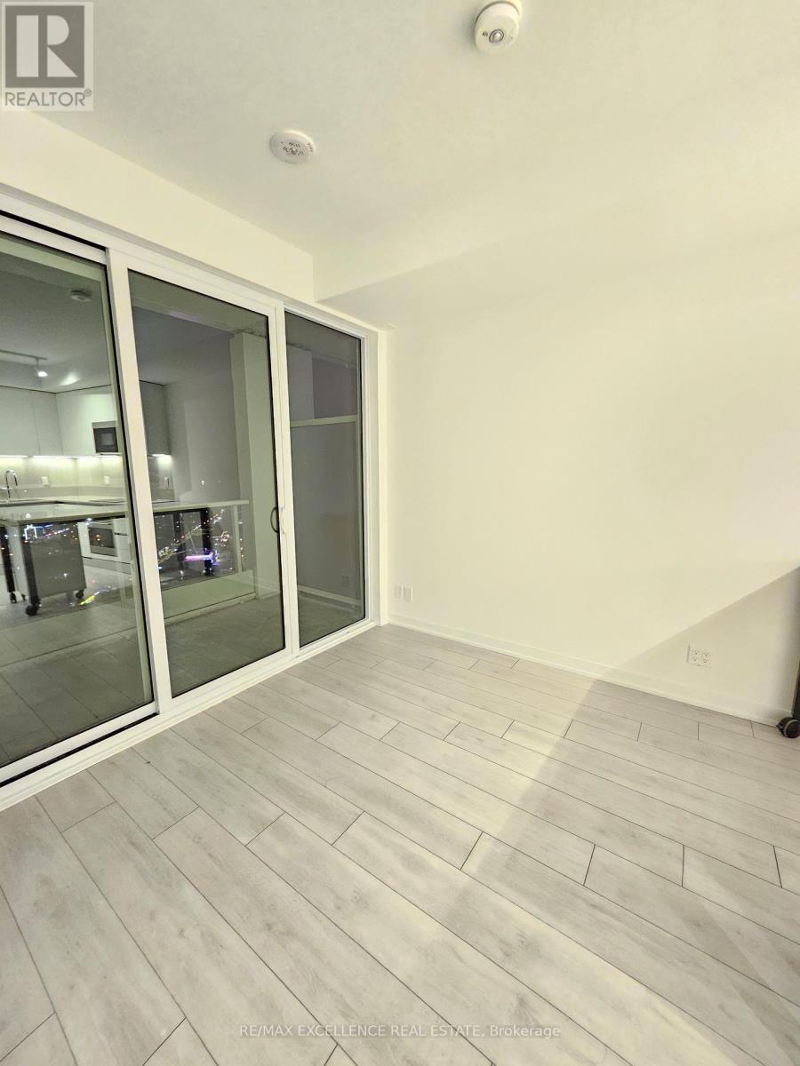 2605 - 39 Mary Street, Barrie, Ontario L4N 1S9 - Photo 10 - S12915970