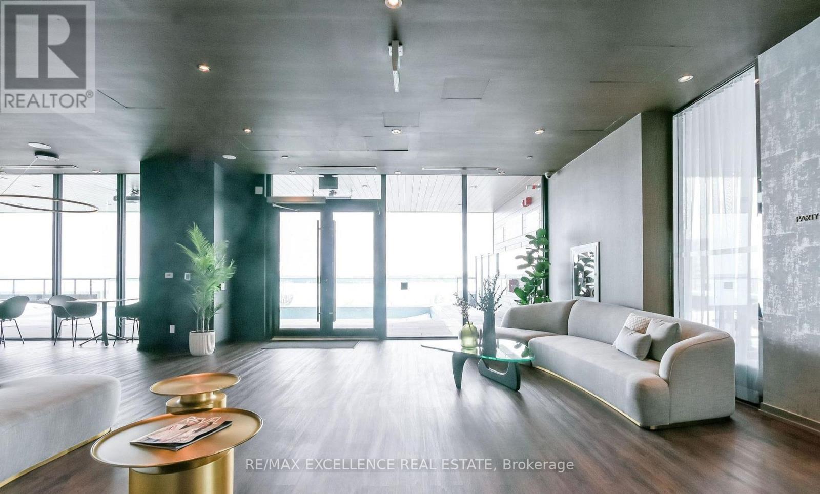 2605 - 39 Mary Street, Barrie, Ontario L4N 1S9 - Photo 23 - S12915970