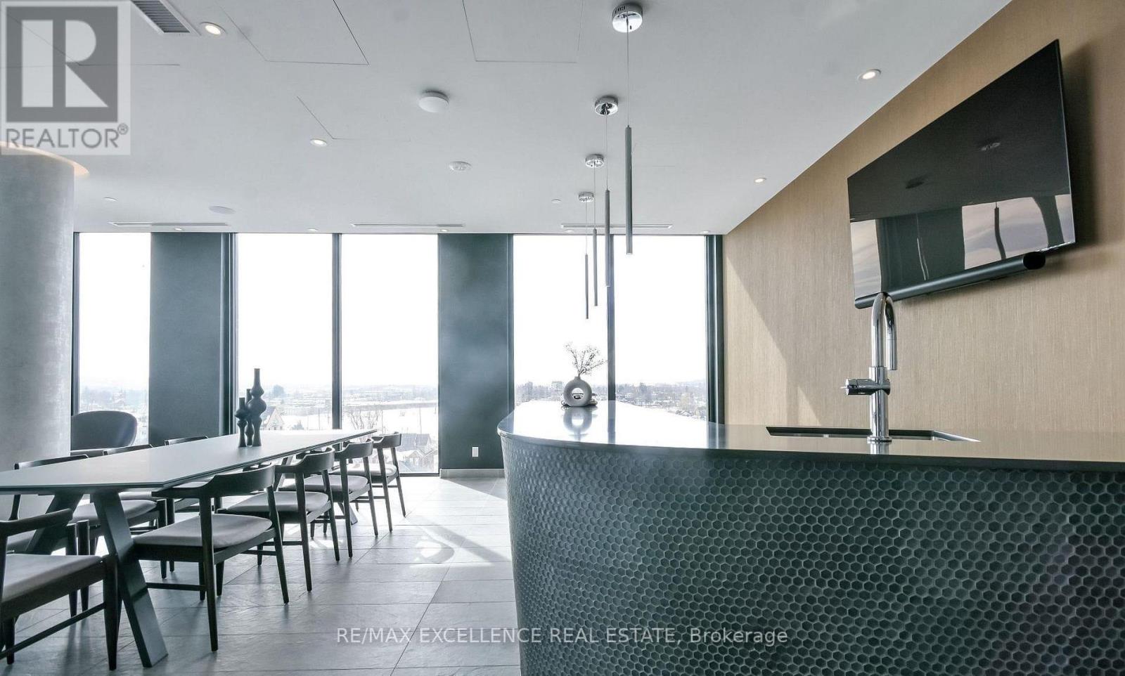 2605 - 39 Mary Street, Barrie, Ontario L4N 1S9 - Photo 29 - S12915970