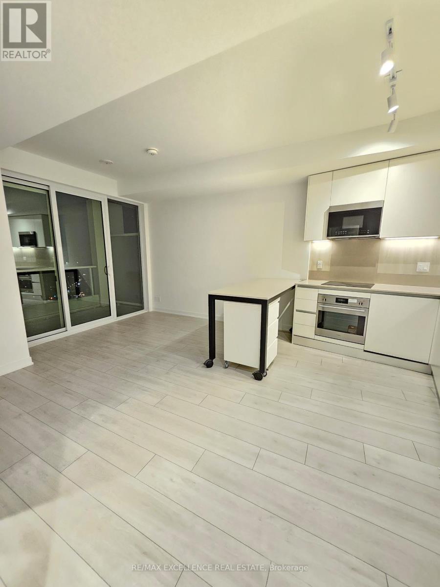 2605 - 39 Mary Street, Barrie, Ontario L4N 1S9 - Photo 8 - S12915970