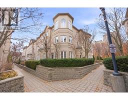 101 - 16 HUMBERSTONE DRIVE, Toronto, Ontario