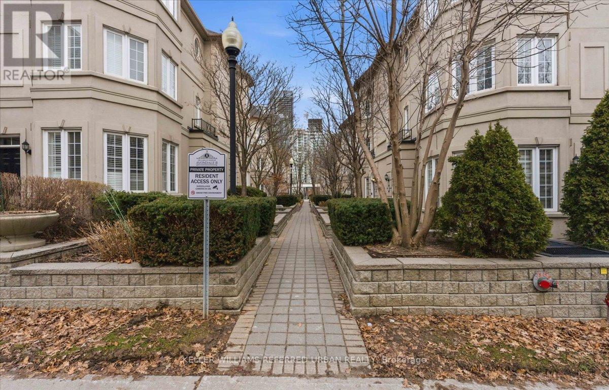 101 - 16 Humberstone Drive, Toronto, Ontario  M2N 7C1 - Photo 3 - C12914586