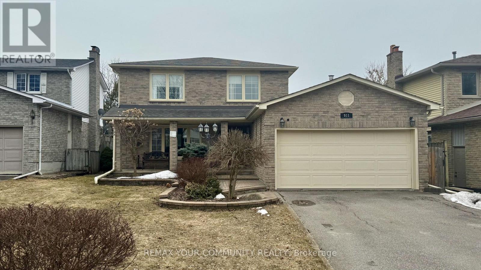911 FERNDALE CRESCENT, Newmarket, Ontario