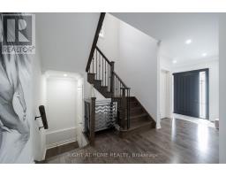 12 TUPLING STREET, Bradford West Gwillimbury, Ontario