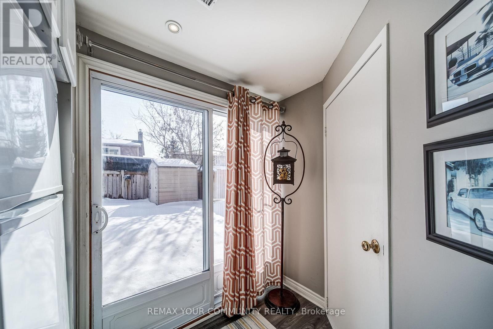 911 Ferndale Crescent, Newmarket, Ontario  L3Y 6B6 - Photo 30 - N12912906