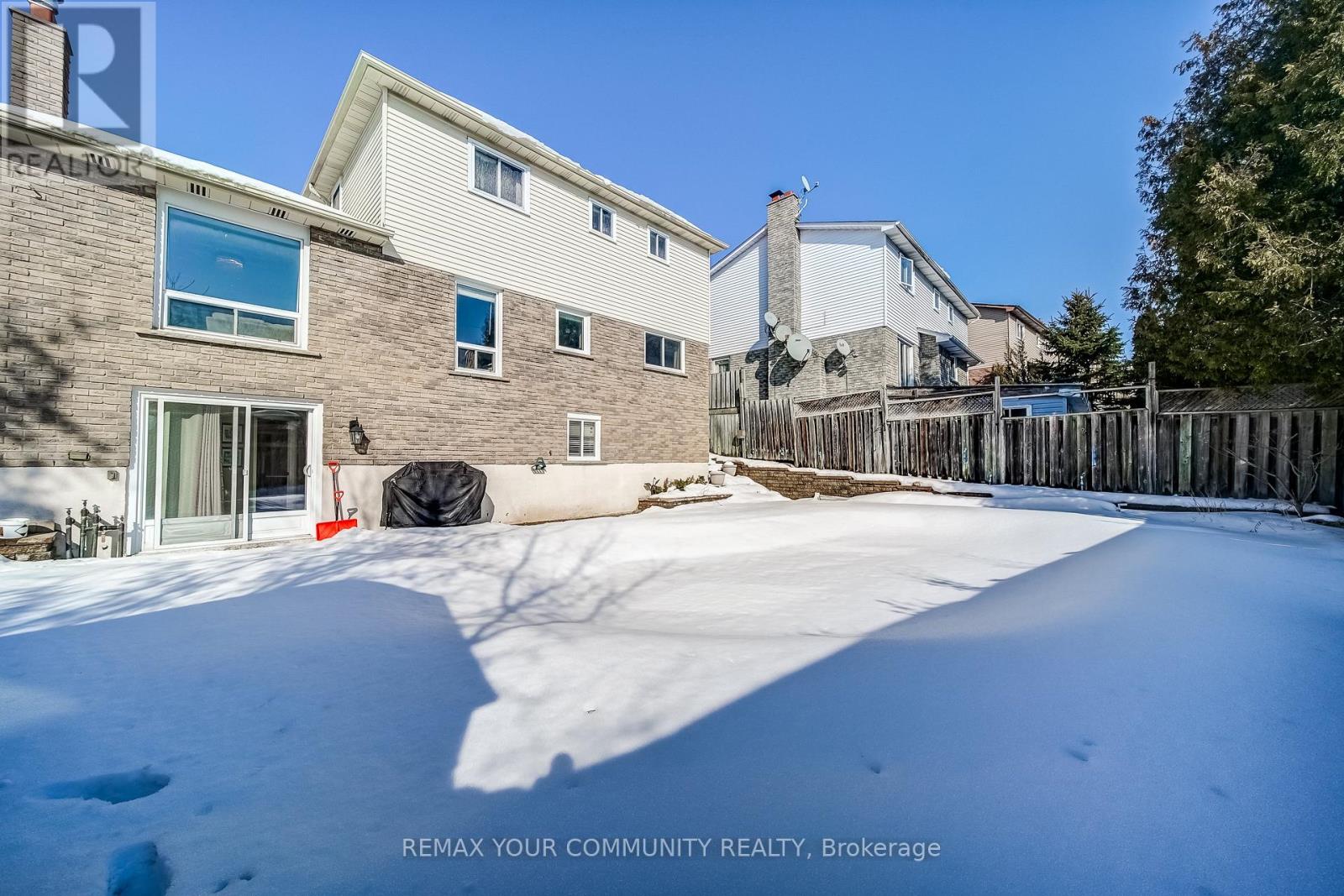 911 Ferndale Crescent, Newmarket, Ontario  L3Y 6B6 - Photo 35 - N12912906