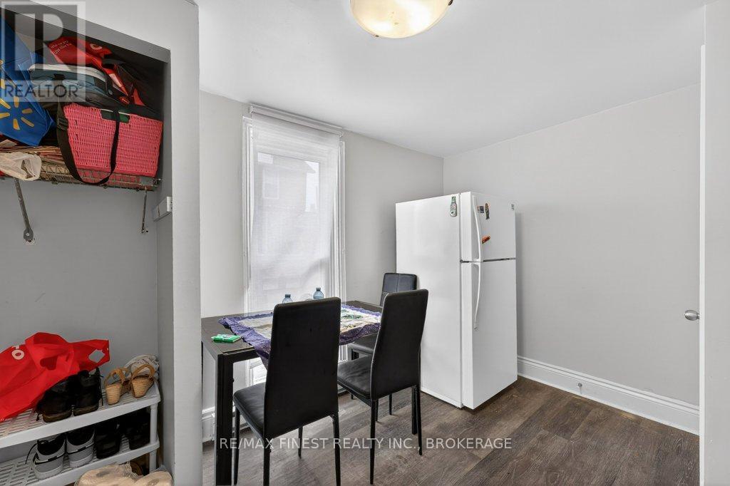 255-257 Earl Street, Kingston, Ontario  K7L 2H6 - Photo 25 - X12915998