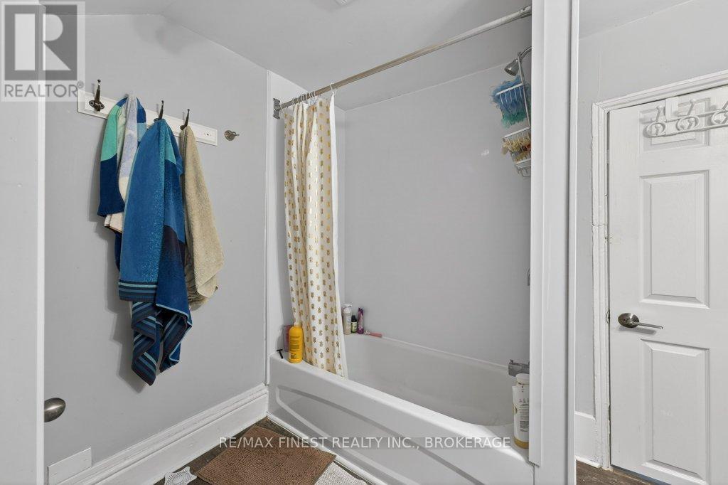 255-257 Earl Street, Kingston, Ontario  K7L 2H6 - Photo 30 - X12915998
