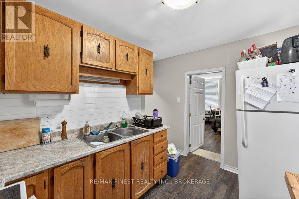 255-257 Earl Street, Kingston, Ontario  K7L 2H6 - Photo 5 - X12915998