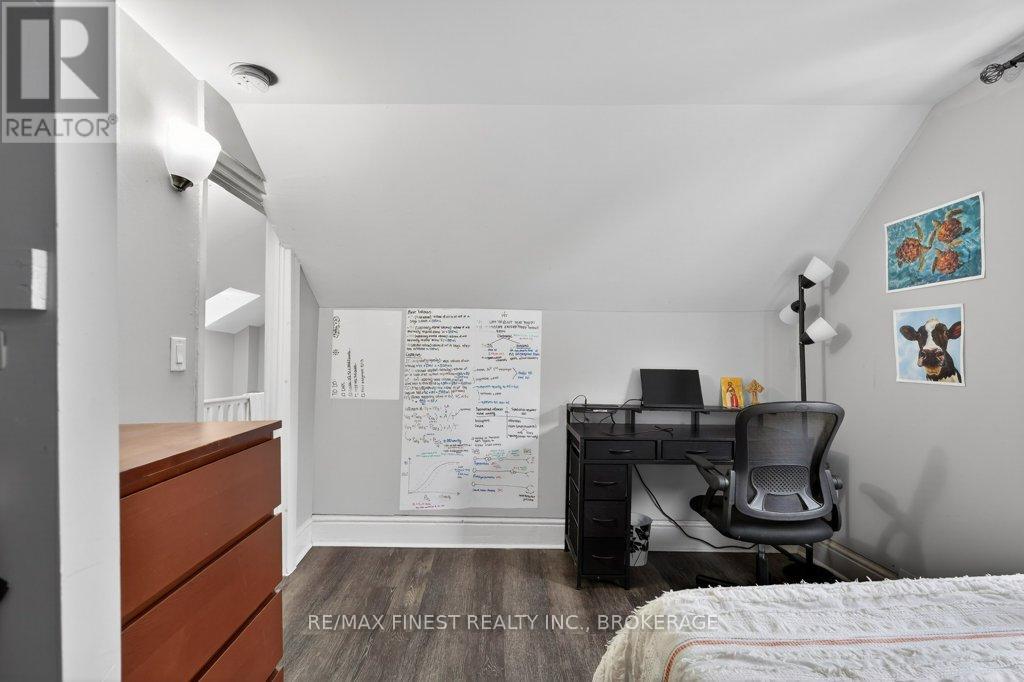 255-257 Earl Street, Kingston, Ontario  K7L 2H6 - Photo 35 - X12915998