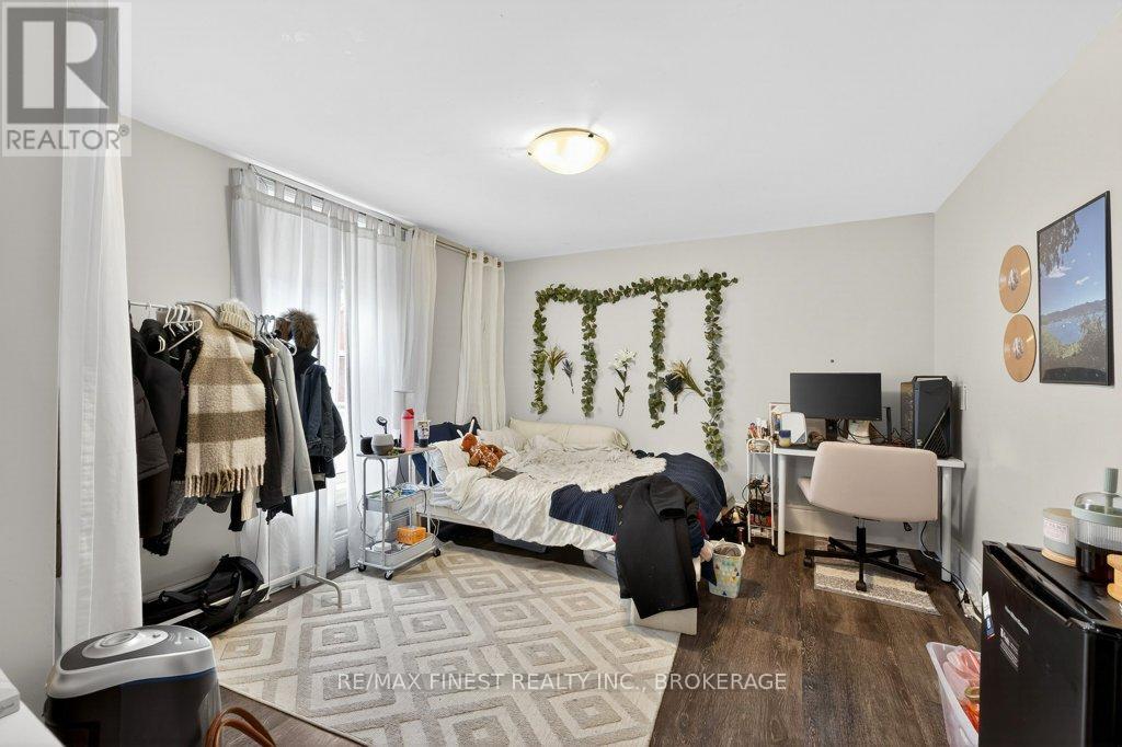 255-257 Earl Street, Kingston, Ontario  K7L 2H6 - Photo 9 - X12915998