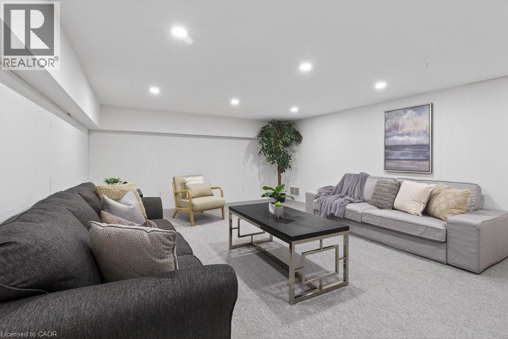 258 Sanatorium Road, Hamilton, Ontario  L9C 1Z9 - Photo 39 - 40814654