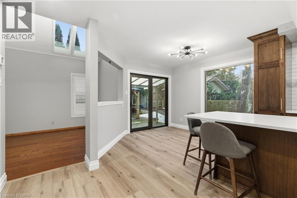 380 Churchill Court Unit# B, Waterloo, Ontario  N2L 6B4 - Photo 12 - 40812726