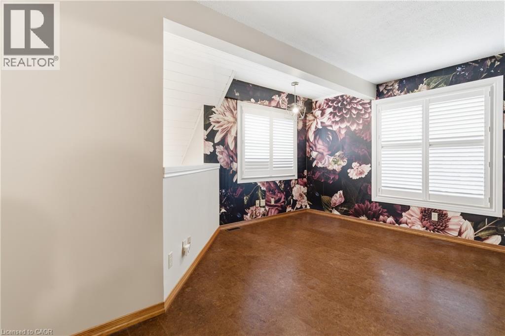 380 Churchill Court Unit# B, Waterloo, Ontario  N2L 6B4 - Photo 17 - 40812726