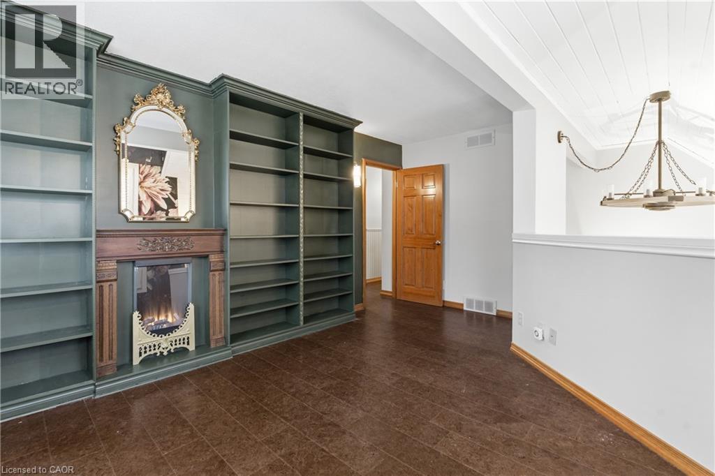 380 Churchill Court Unit# B, Waterloo, Ontario  N2L 6B4 - Photo 18 - 40812726