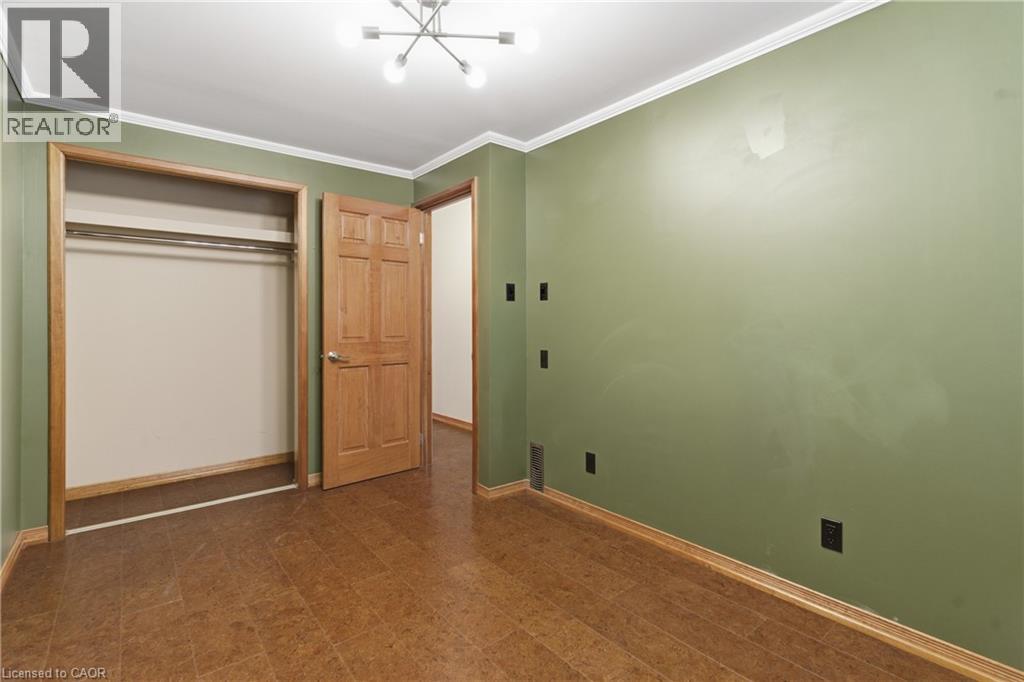 380 Churchill Court Unit# B, Waterloo, Ontario  N2L 6B4 - Photo 20 - 40812726