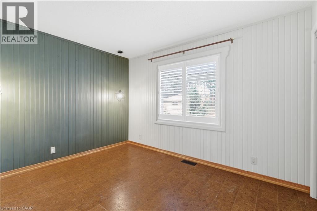 380 Churchill Court Unit# B, Waterloo, Ontario  N2L 6B4 - Photo 21 - 40812726