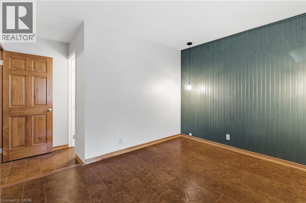 380 Churchill Court Unit# B, Waterloo, Ontario  N2L 6B4 - Photo 23 - 40812726