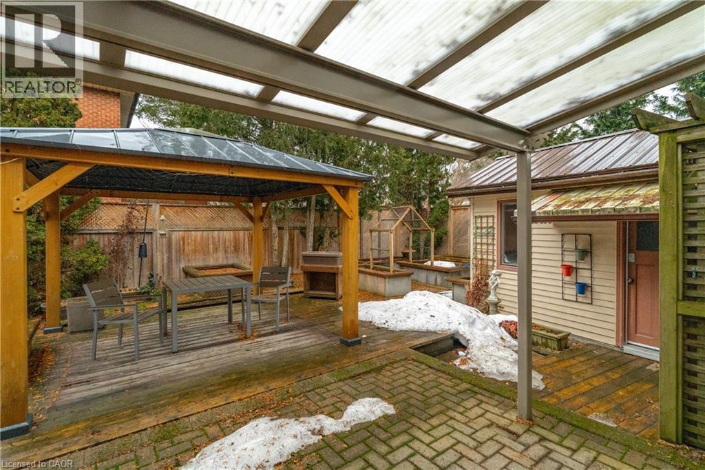 380 Churchill Court Unit# B, Waterloo, Ontario  N2L 6B4 - Photo 36 - 40812726