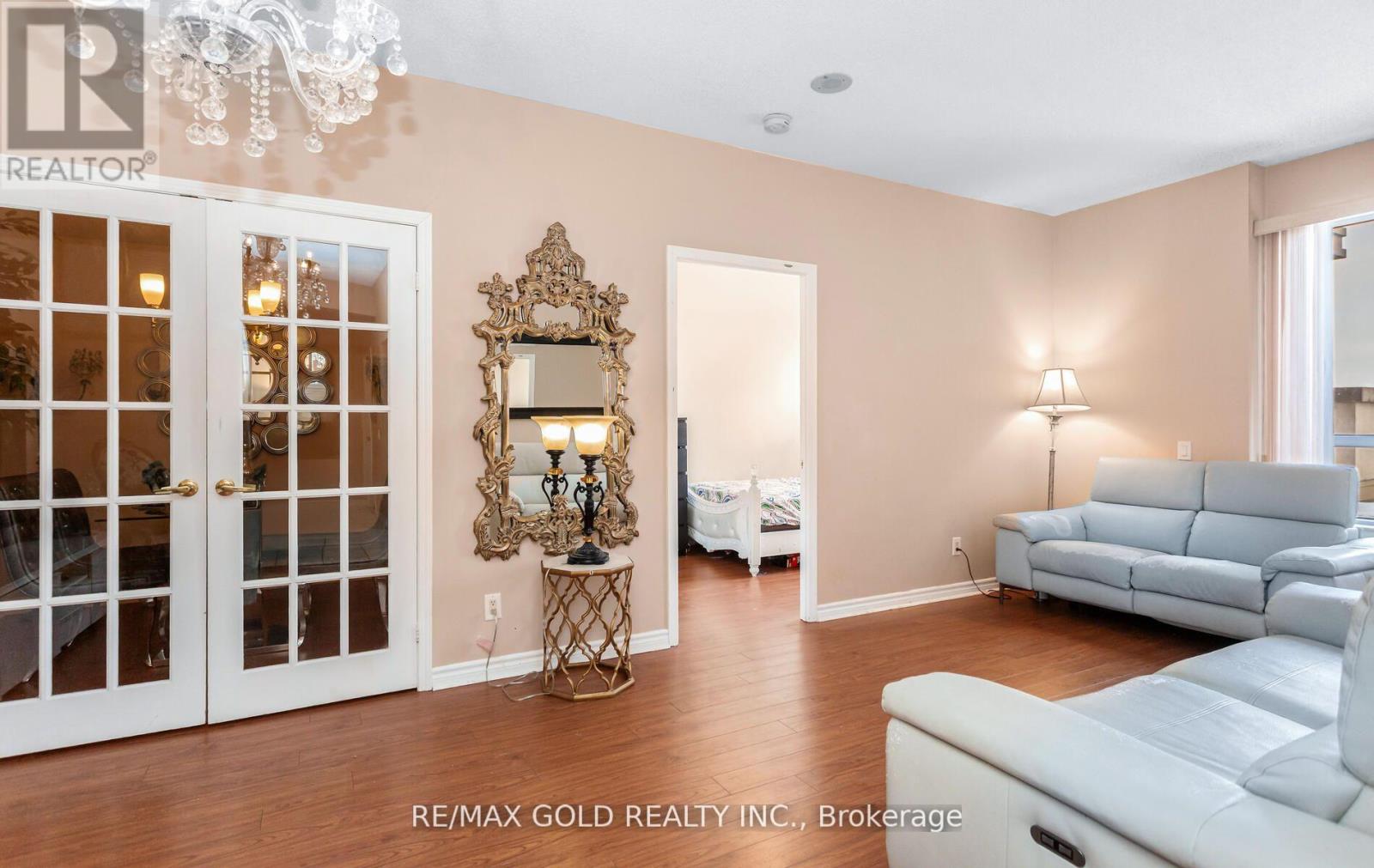 224 - 25 Kingsbridge Grdn Circle, Mississauga (Hurontario), Ontario  L5R 4B1 - Photo 11 - W12915798