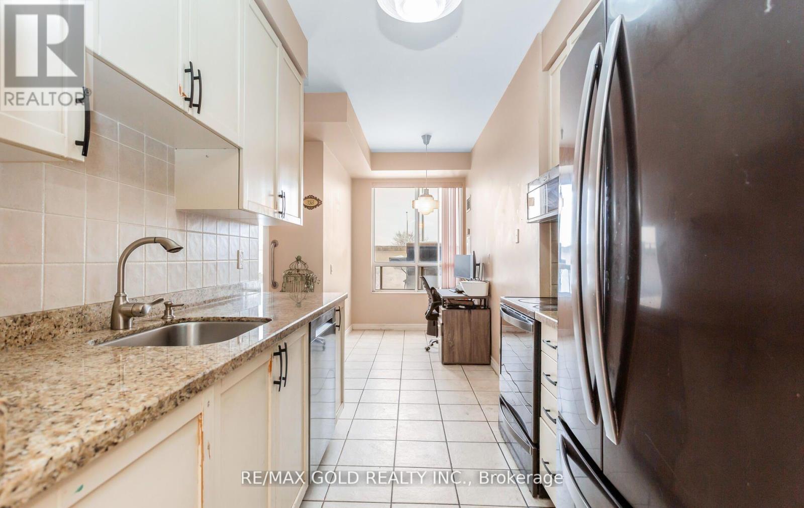 224 - 25 Kingsbridge Grdn Circle, Mississauga (Hurontario), Ontario  L5R 4B1 - Photo 16 - W12915798