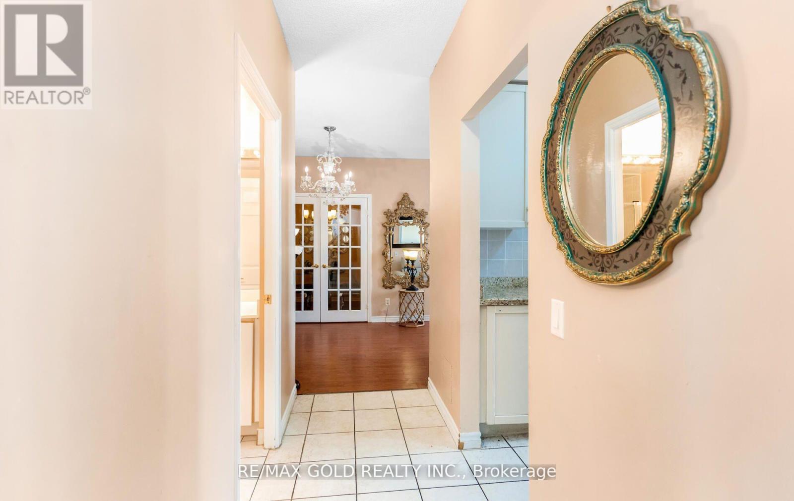 224 - 25 Kingsbridge Grdn Circle, Mississauga (Hurontario), Ontario  L5R 4B1 - Photo 9 - W12915798