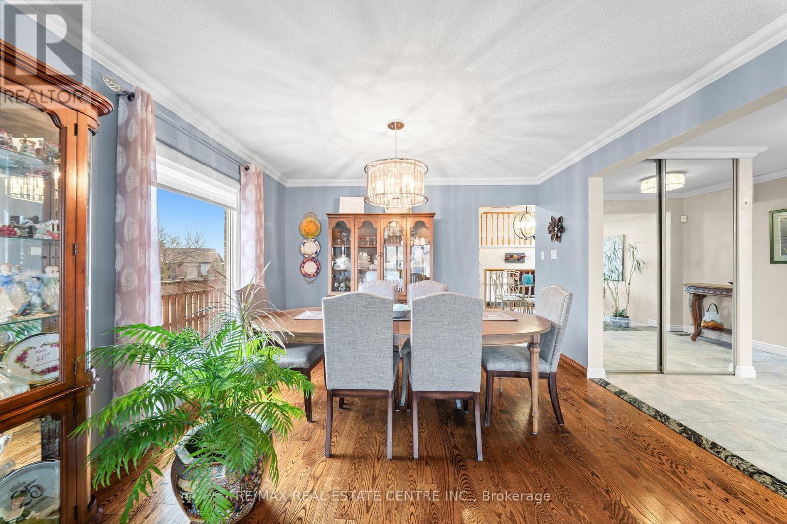 15 Blackthorn Lane, Brampton, Ontario  L6V 3K7 - Photo 12 - W12915850