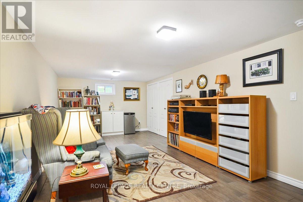 3316 Charmaine Heights, Mississauga, Ontario  L5A 3C1 - Photo 29 - W12915864