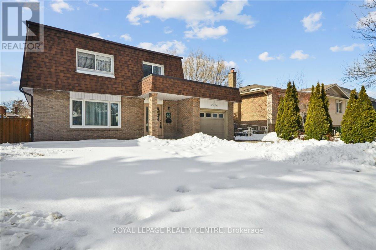 3316 Charmaine Heights, Mississauga, Ontario  L5A 3C1 - Photo 3 - W12915864
