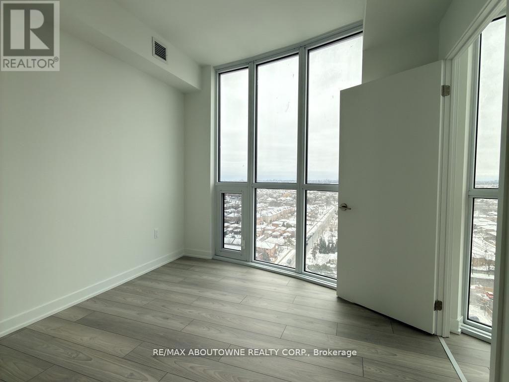 1709 - 1 Fairview Road E, Mississauga (Mississauga Valleys), Ontario  L5A 4C6 - Photo 14 - W12915876