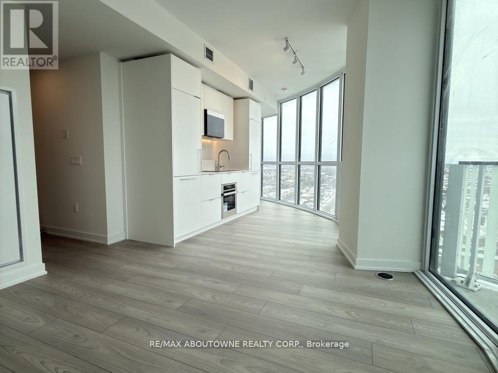 1709 - 1 Fairview Road E, Mississauga (Mississauga Valleys), Ontario  L5A 4C6 - Photo 8 - W12915876