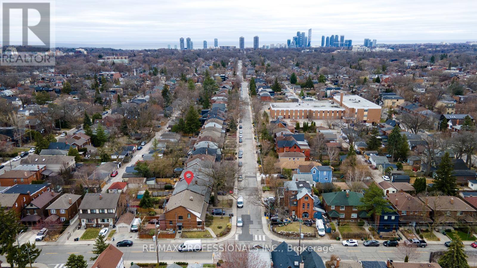 857 Windermere Avenue, Toronto, Ontario  M6S 3M5 - Photo 23 - W12915900