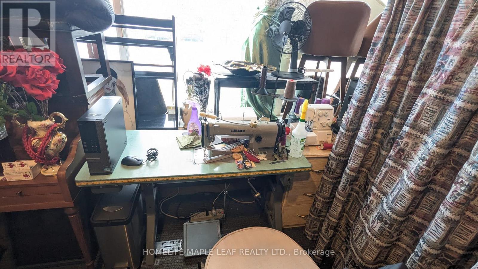 19 John Street, Toronto, Ontario  M9N 1J2 - Photo 29 - W12915956