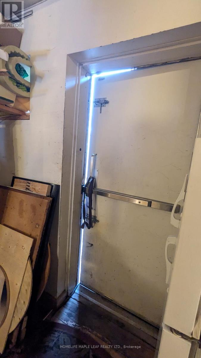 19 John Street, Toronto, Ontario  M9N 1J2 - Photo 38 - W12915956