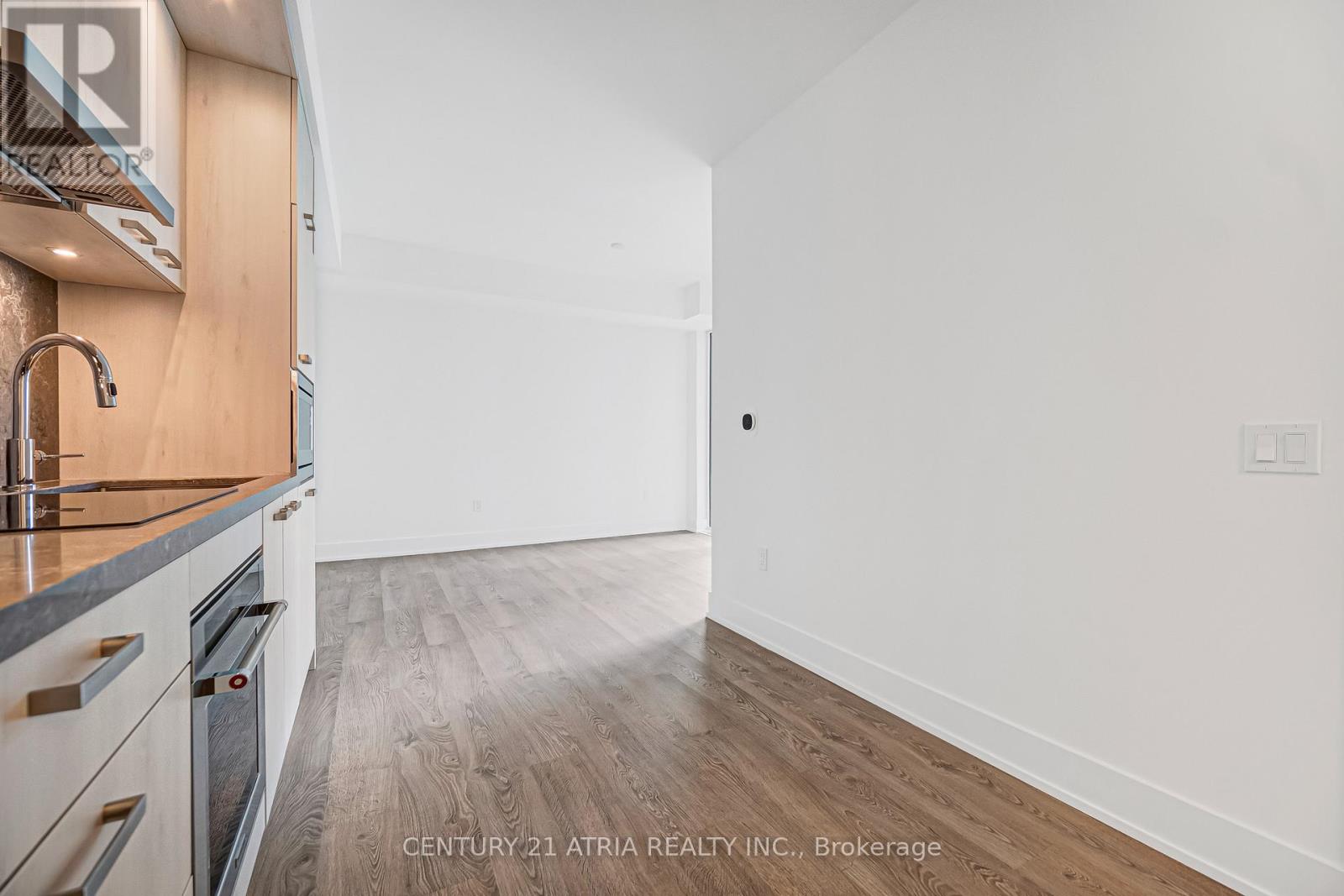 501 - 858 Dupont Street, Toronto (Dovercourt-Wallace Emerson-Junction), Ontario  M6G 0C1 - Photo 12 - W12915958