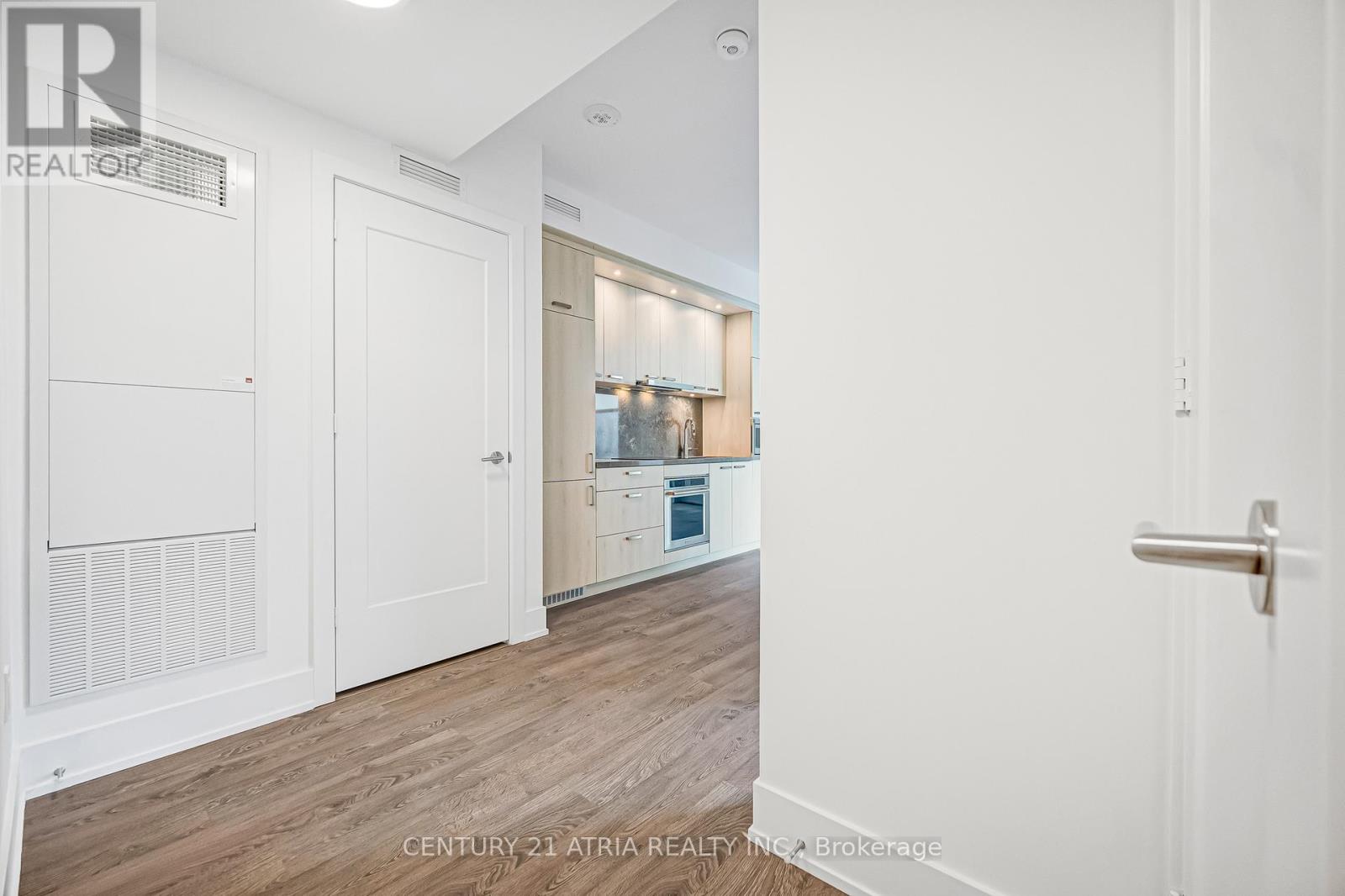 501 - 858 Dupont Street, Toronto (Dovercourt-Wallace Emerson-Junction), Ontario  M6G 0C1 - Photo 8 - W12915958