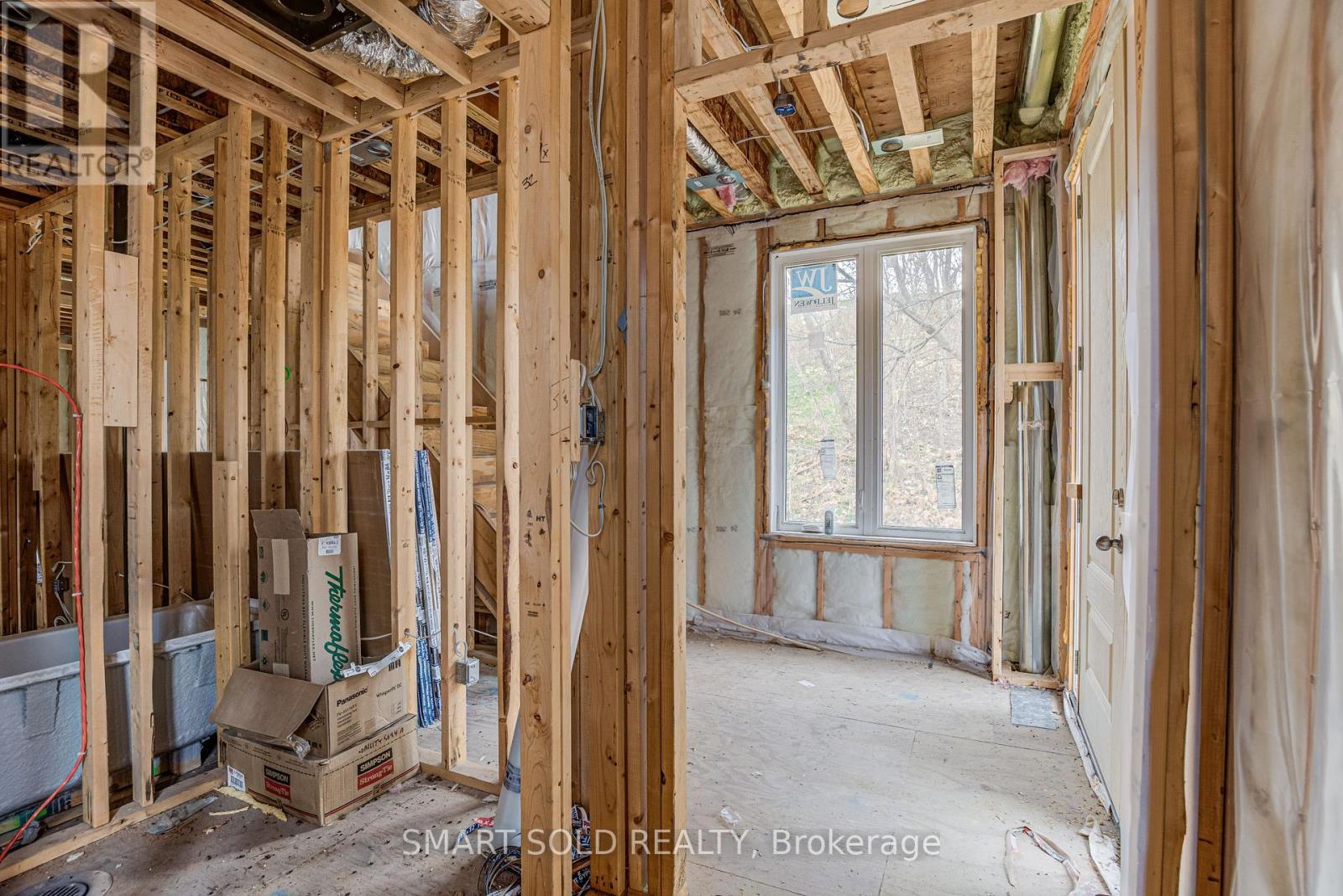 4 Forty Third Street, Toronto, Ontario  M8W 3P6 - Photo 5 - W12915966