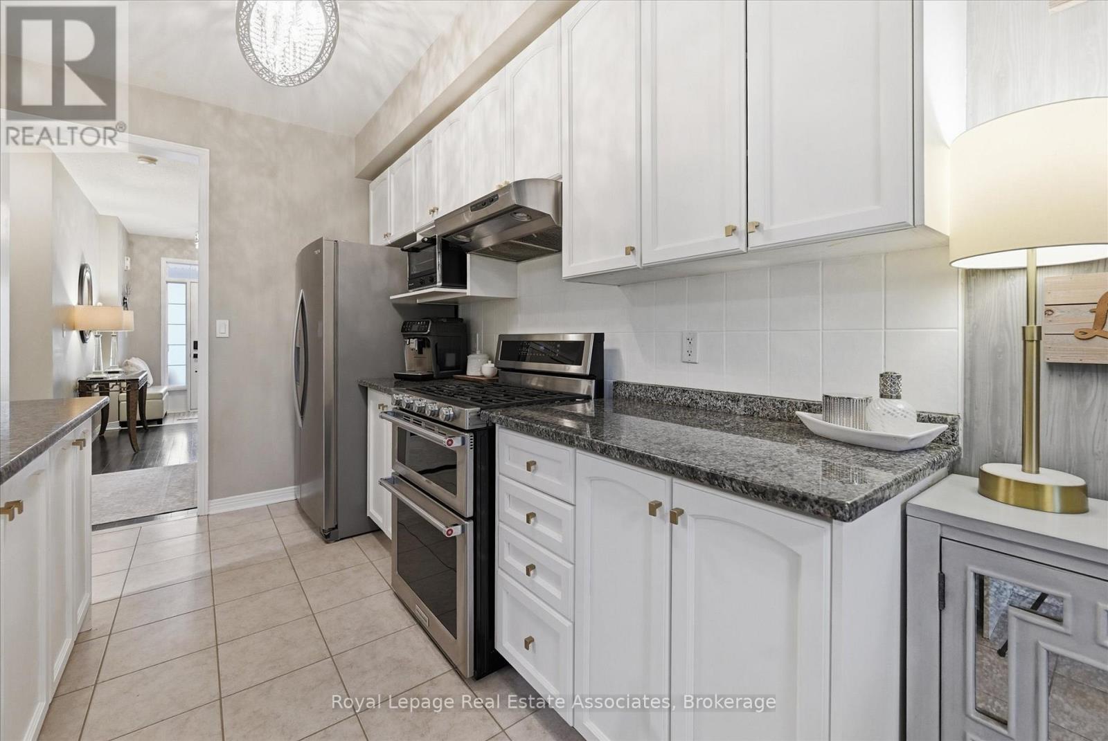 41 - 4241 Sarazen Drive, Burlington, Ontario  L7M 5B7 - Photo 11 - W12916014