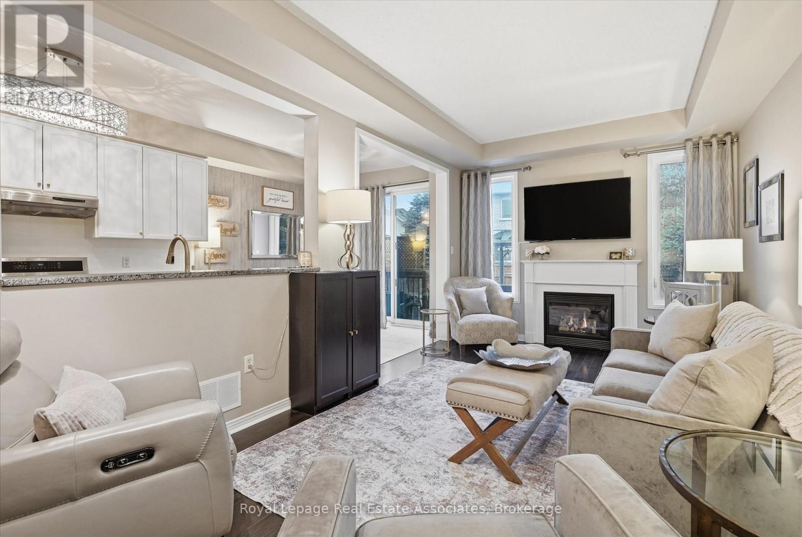 41 - 4241 Sarazen Drive, Burlington, Ontario  L7M 5B7 - Photo 5 - W12916014