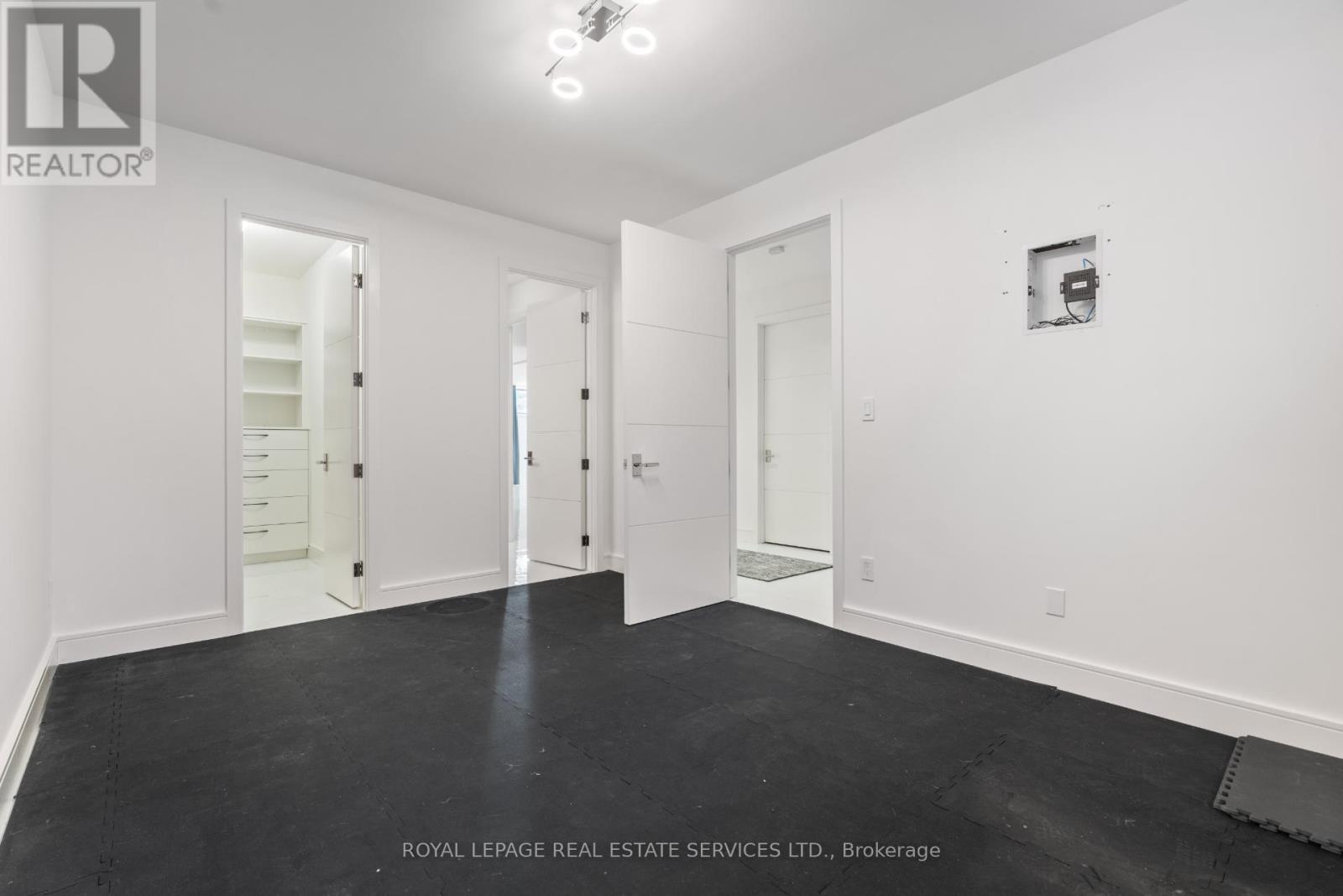 96 Montgomery Road, Toronto, Ontario  M9A 3N5 - Photo 42 - W12916026