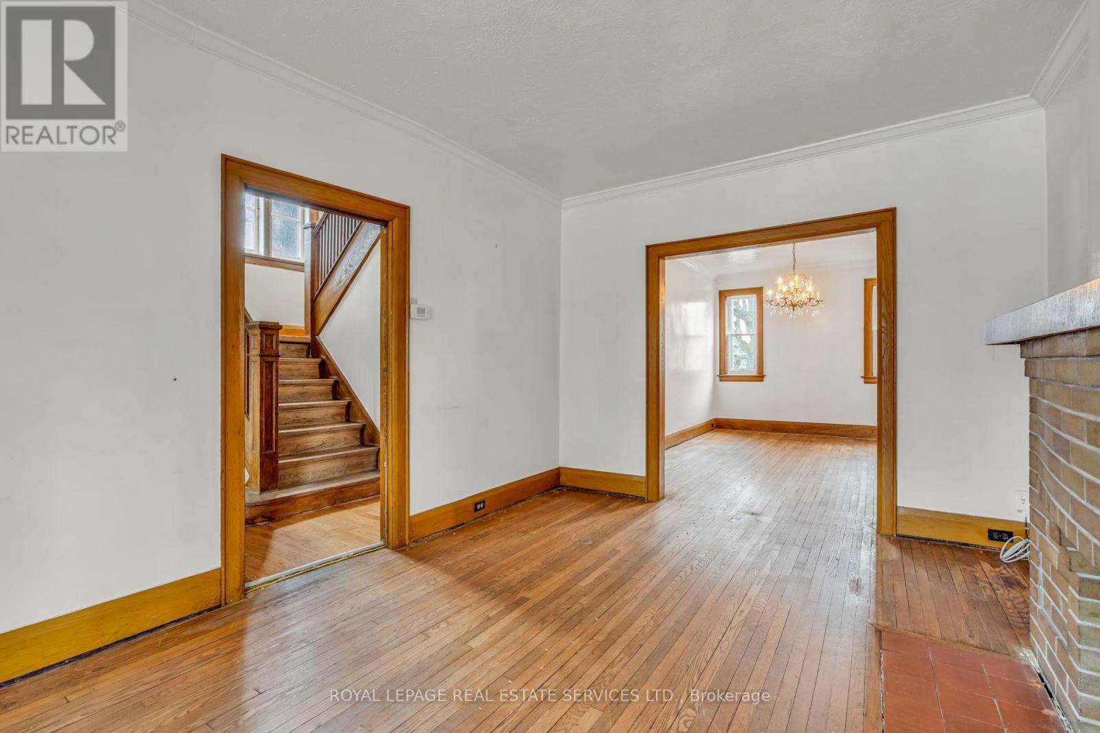 116 Colbeck Street, Toronto, Ontario  M6S 1V4 - Photo 10 - W12916028