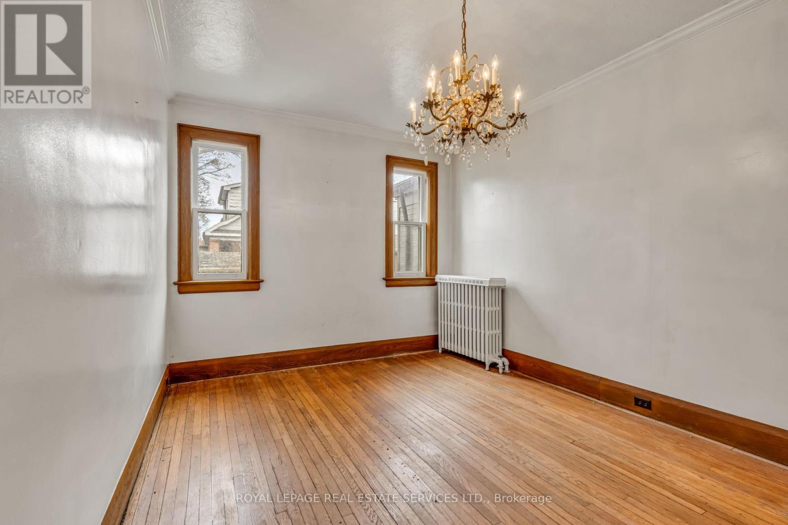 116 Colbeck Street, Toronto, Ontario  M6S 1V4 - Photo 13 - W12916028