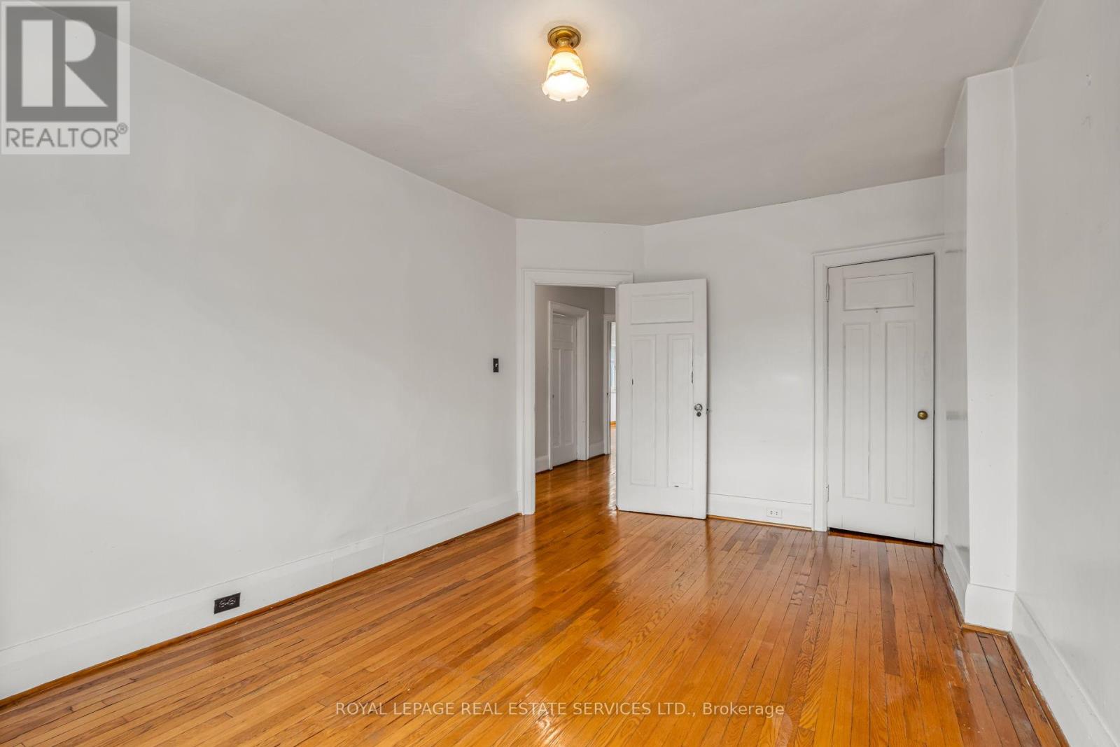 116 Colbeck Street, Toronto, Ontario  M6S 1V4 - Photo 26 - W12916028