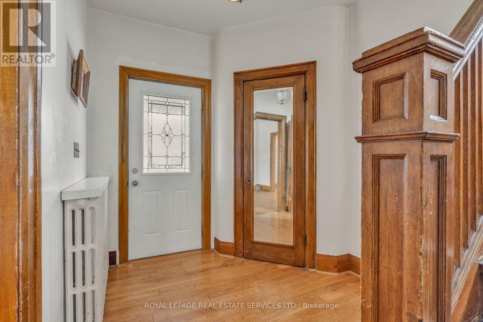 116 Colbeck Street, Toronto, Ontario  M6S 1V4 - Photo 7 - W12916028