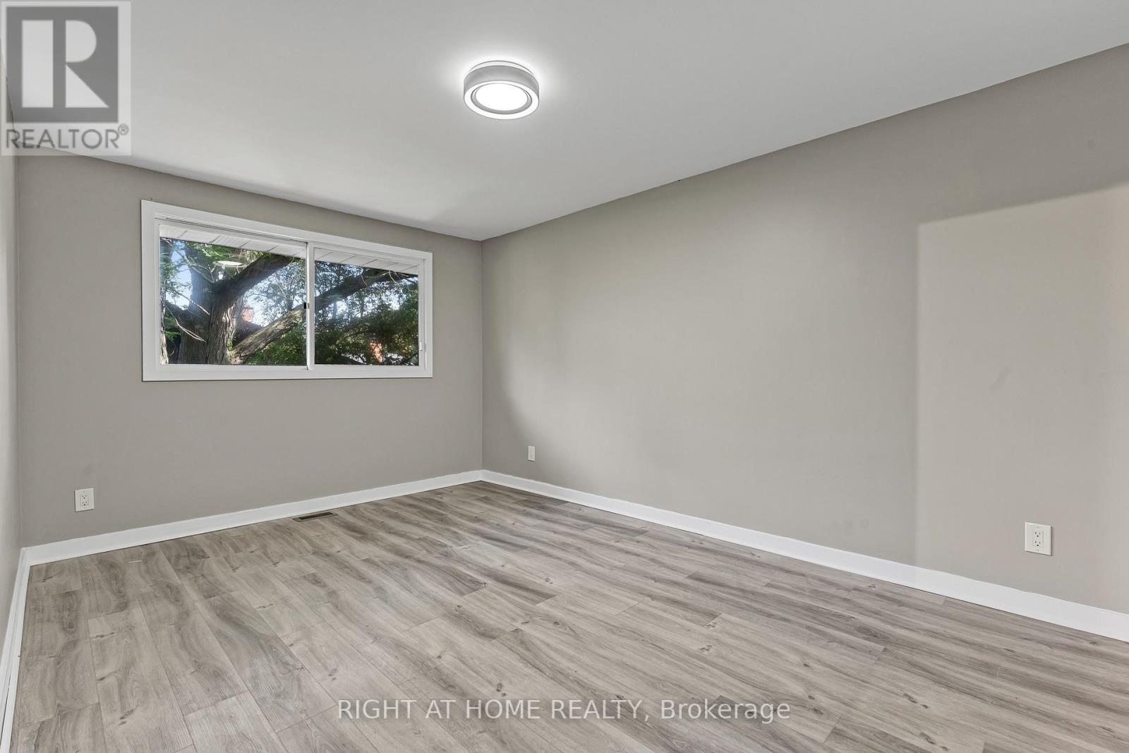 335 William Street, Niagara-On-The-Lake, Ontario  L0S 1J0 - Photo 16 - X12834674