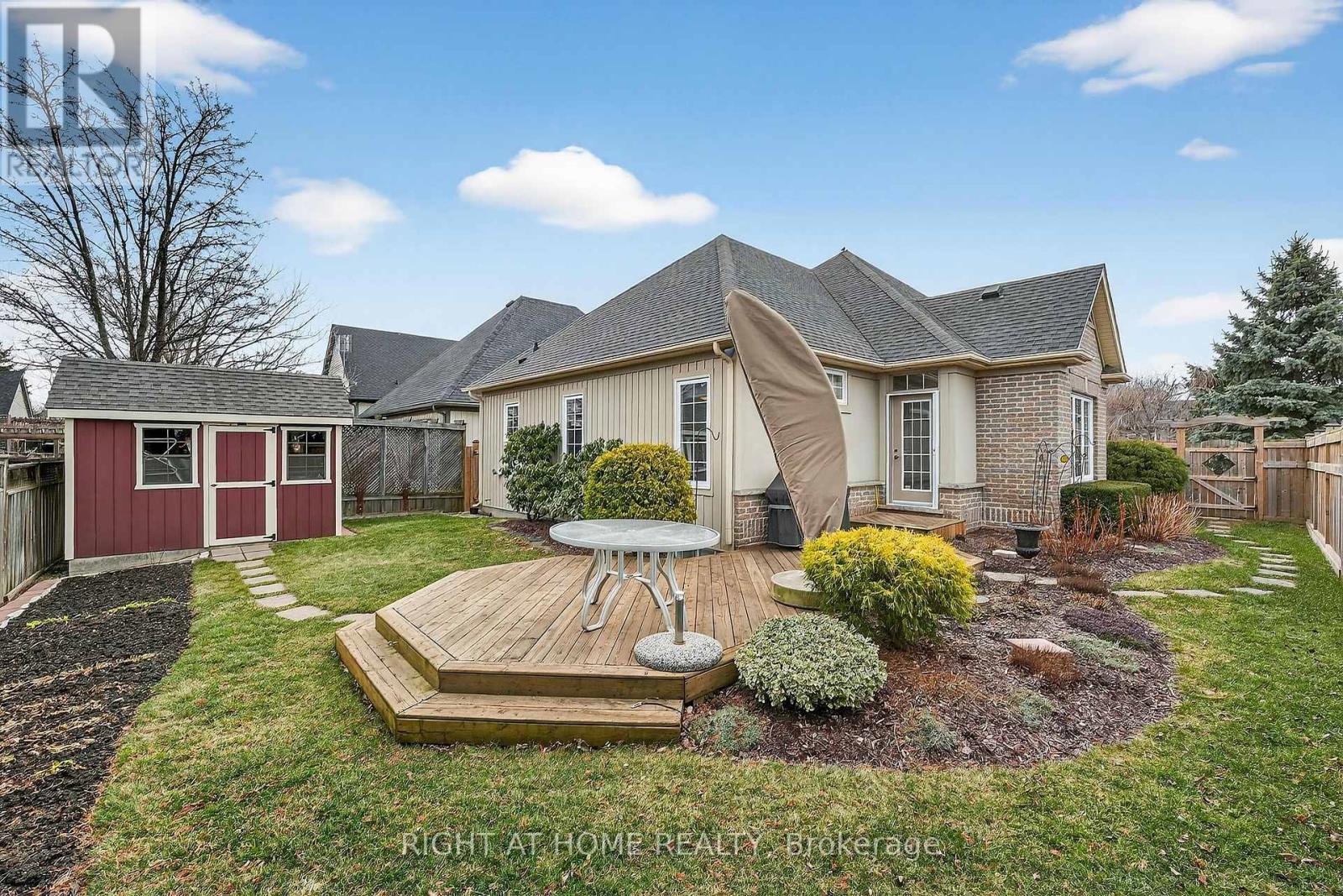 2 Seyval Place, Niagara-On-The-Lake, Ontario  L0S 1J0 - Photo 39 - X12888350