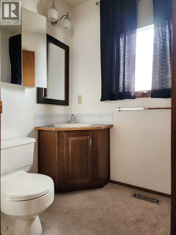 15 Elm Crescent S, Lethbridge, Alberta T1K 4S8 - Photo 24 - A2288681