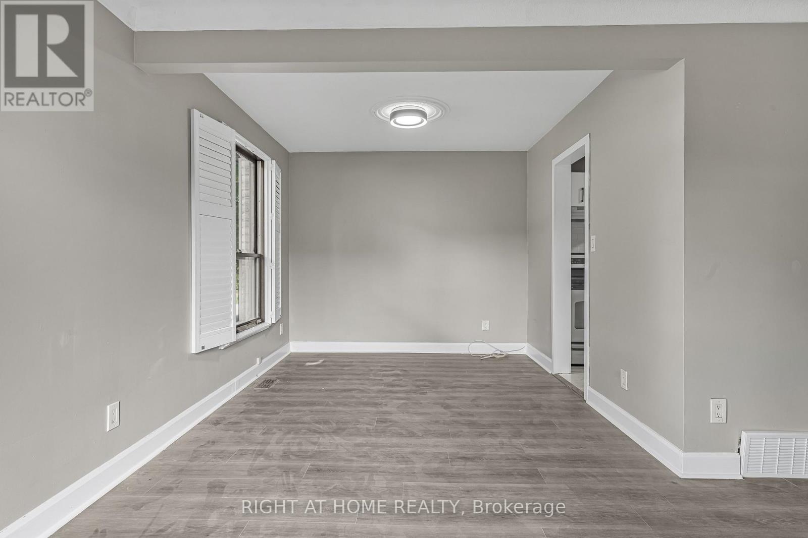 335 William Street, Niagara-On-The-Lake, Ontario  L0S 1J0 - Photo 13 - X12834674